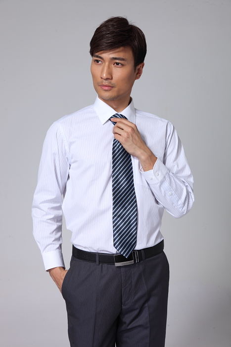 男士職業(yè)襯衫設計生產(chǎn)